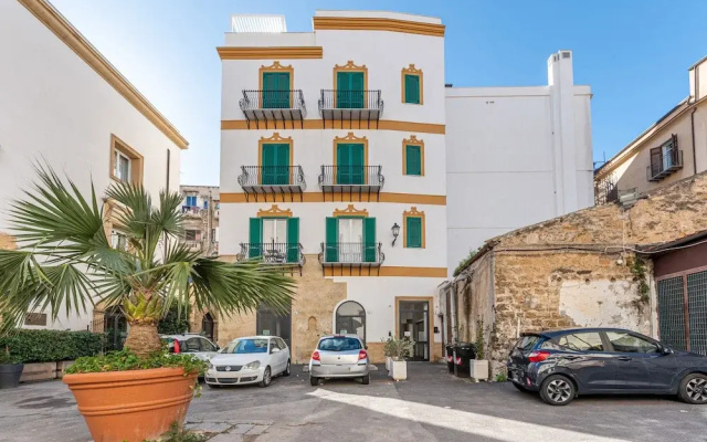 Palazzo Giglio Charme Suite 1 by Wonderful Italy