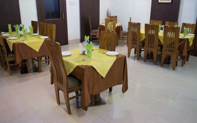 OYO Rooms Link Road