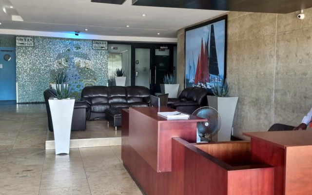 Accommodation Front - Cosy 2 Sleeper with Exquisite Habour Views