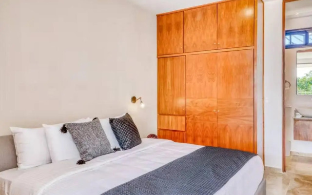 301 Amena Spacious Penthouse private Pools and View