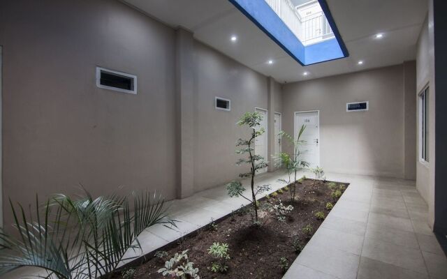 OYO 1095 Rap Hotel