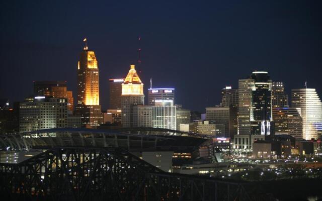 Radisson Hotel Cincinnati Riverfront