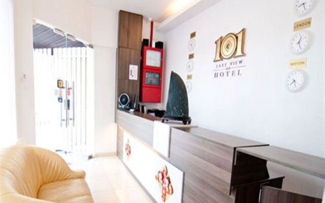 101 Lake View Hotel Puchong