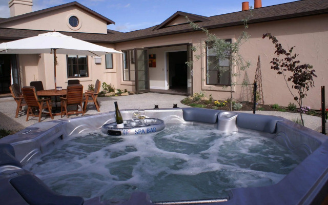 The Summit Lodge