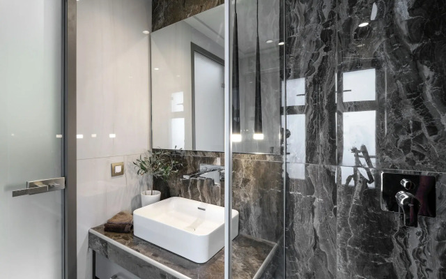 Serenity Suites