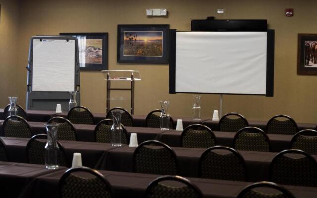 Little Missouri Inn & Suites New Town