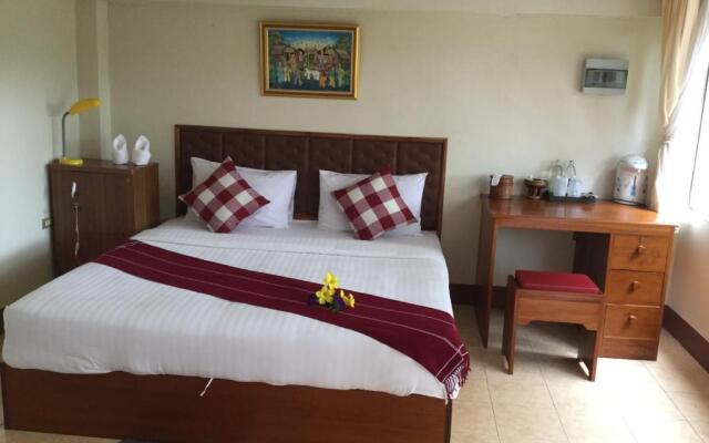 Mitkhoonyoum Hotel