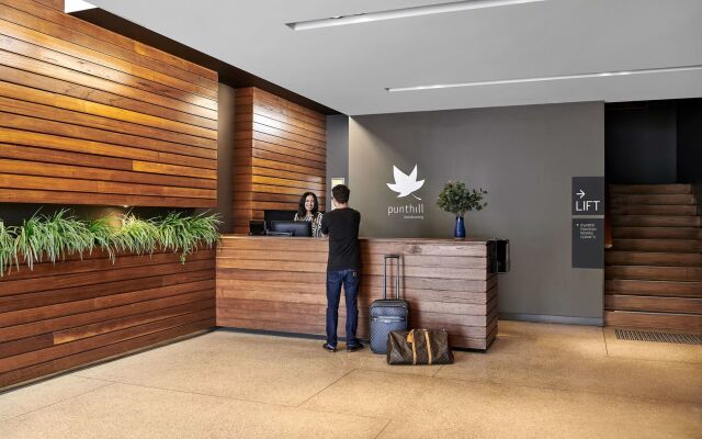 Dandenong Central Apartment Hotel