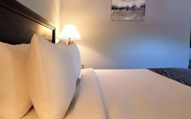 Mt Madison Inn & Suites