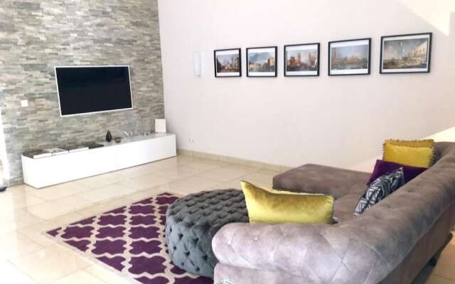 Luxurious Home In Ghana