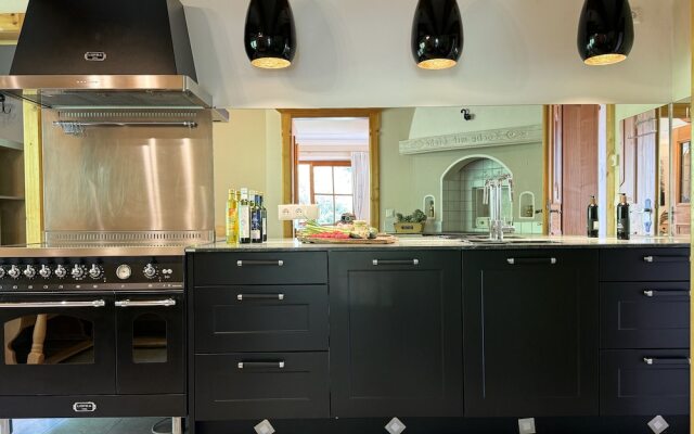 Panorama Chalet mit Sauna by BelleStay