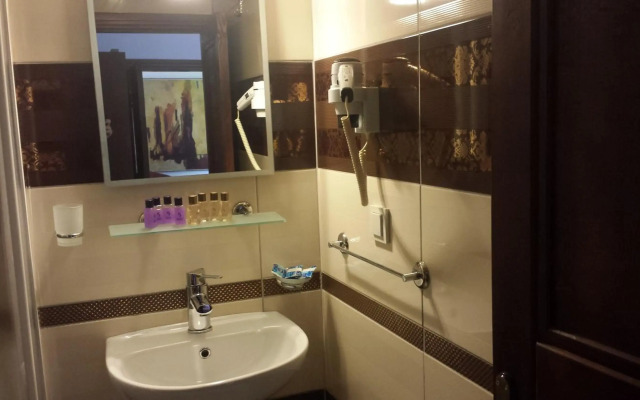 Ozkavak Hotel Kaleici