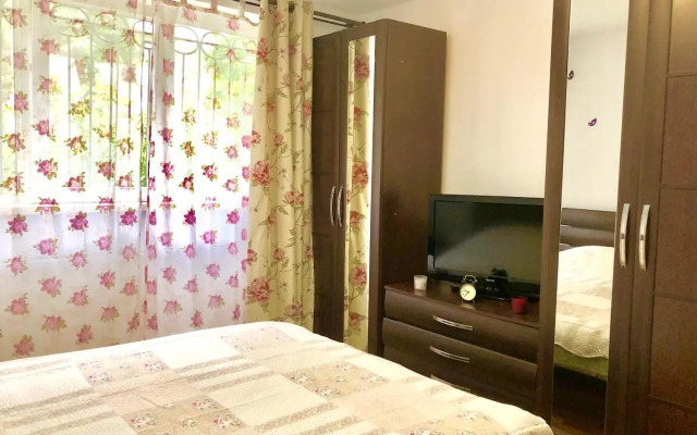 Cozy and Clean Apartment, near National Arena