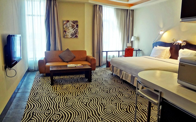 Al Raya Suites