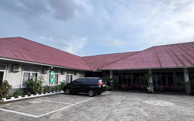 Emer One Tanah Datar