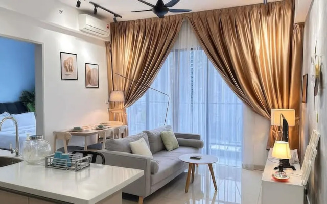 Trion Residence by Emily in Town