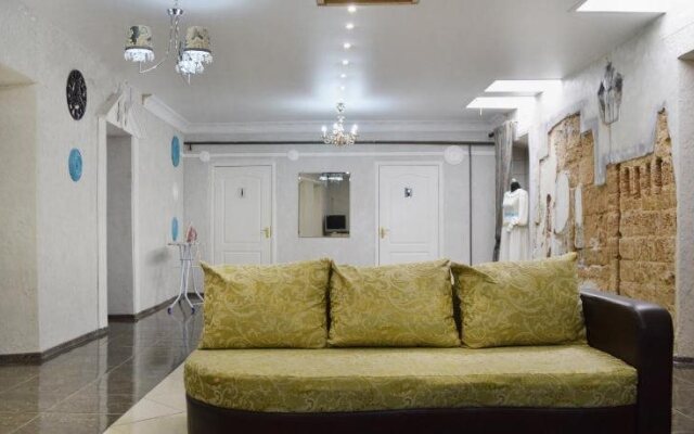 Hostel Romanov