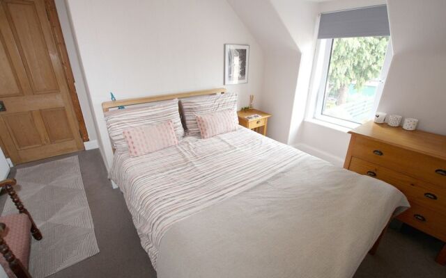 Kenneth Street Apartment
