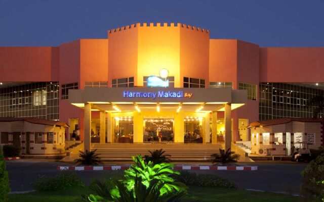 Отель Royal Pharaoh Makadi - Hotel & Resort