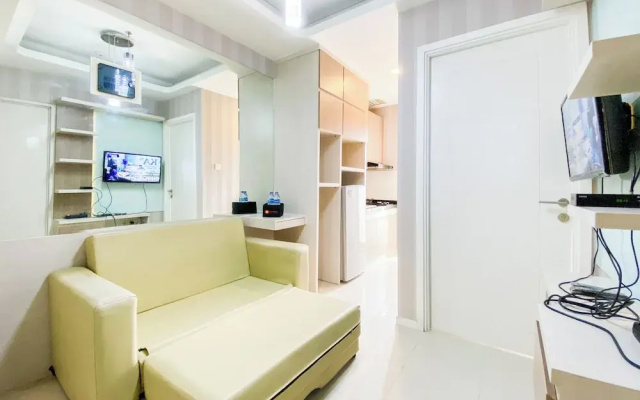 Homey Apartment With 1Br At Parahyangan Residence