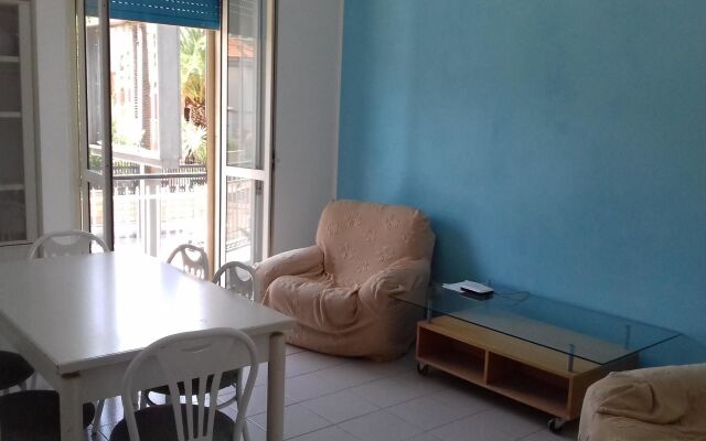 Apartment With 2 Bedrooms in Pescara, With Balcony and Wifi - 300 m Fr