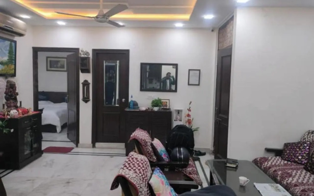 Room-home Stay Bed And Break Fast