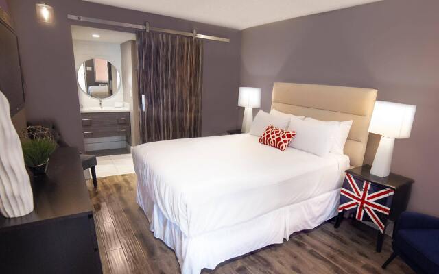 Gold Spike Hotel & Casino