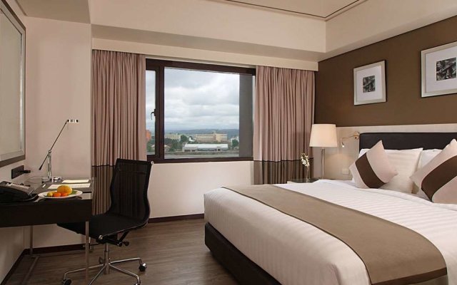 Seda Centrio - Newly Renovated