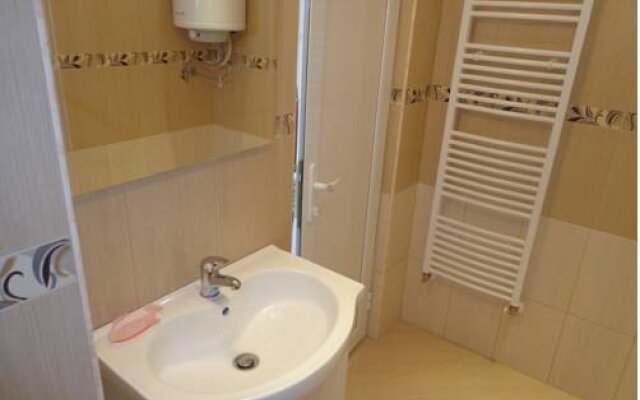 Tania Guest House