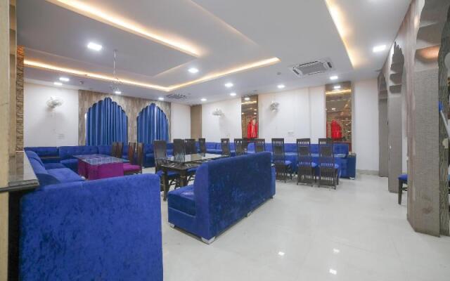 Collection O 30076 Main Chhatarpur Road Asola