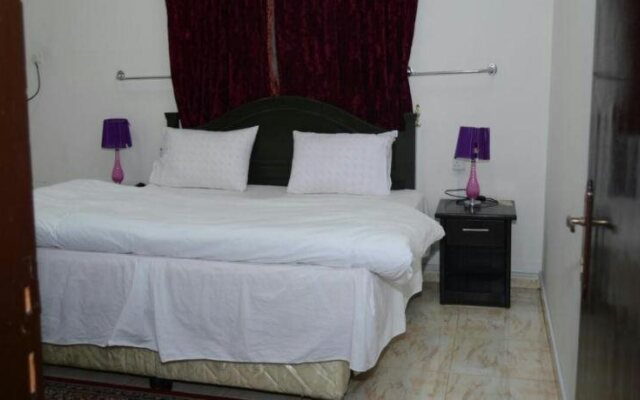 Al Eairy Furnished Apartments Nariyah 3
