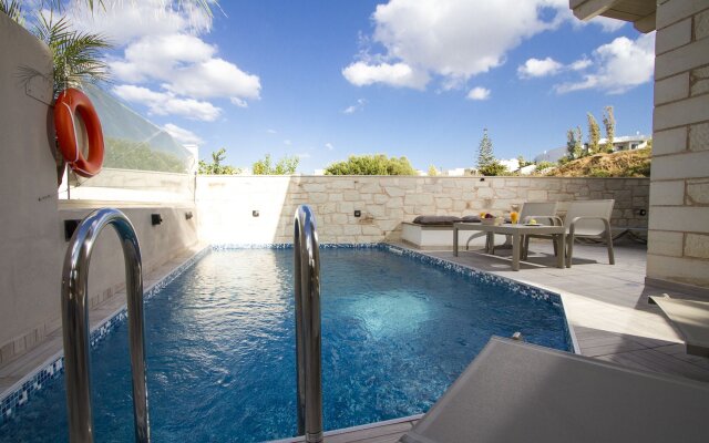 Villa Sirocos, Private eco pool, near the beach