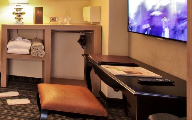 Plaza Madeleine Hotel & Spa