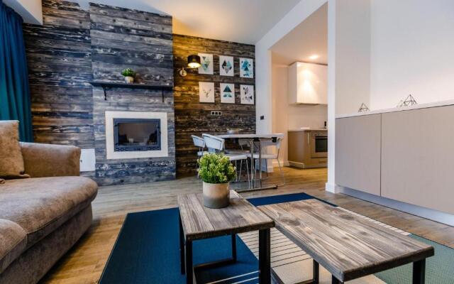 Pine Woods Apartment A27 in Silver Mountain