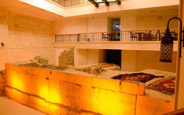 Safa Royal Museum Hotel