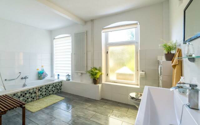 Pleasing Apartment in Klein Pravtshagen With Jetty, Garden, BBQ