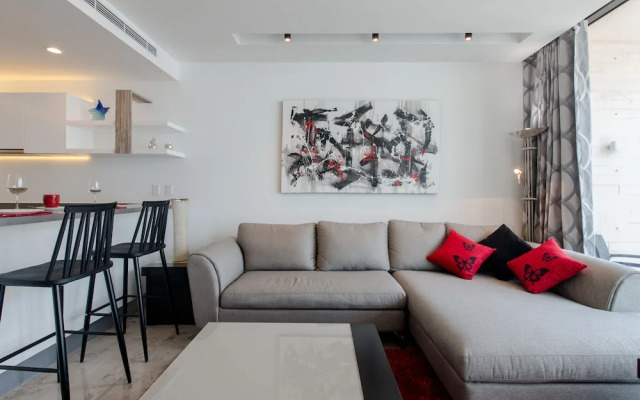 Oceana-415 by Playa District