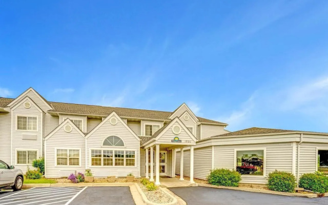 Days Inn Faribault