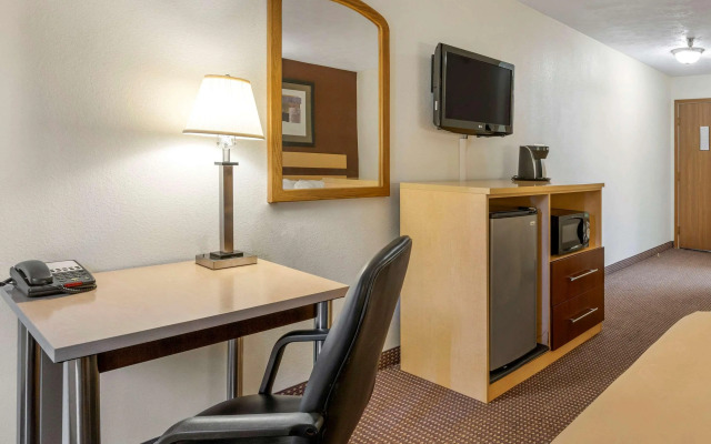 Surestay By Best Western Obetz Rickenbacker Airport
