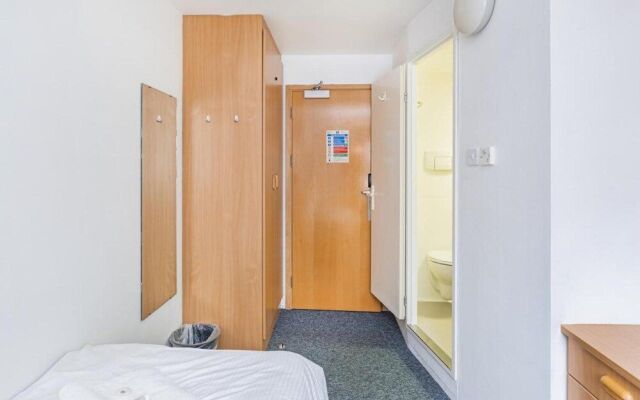 Vibrant Ensuite Rooms - HATFIELD - Hostel
