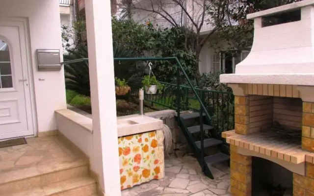 Apartments Tonka Makarska