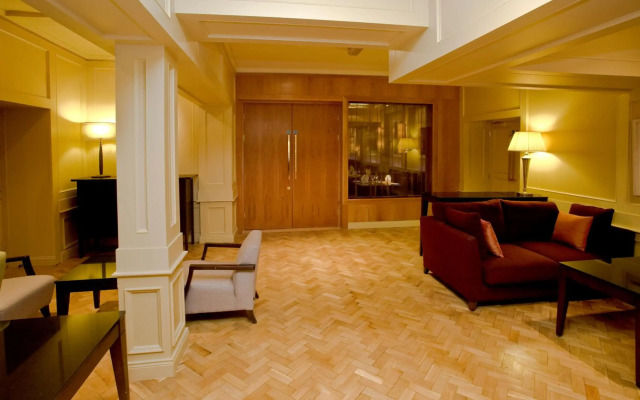 Lawlors Hotel