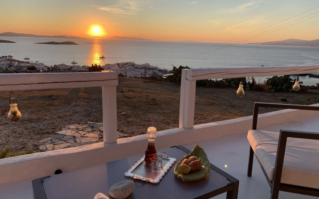 Sand Lily Mykonos