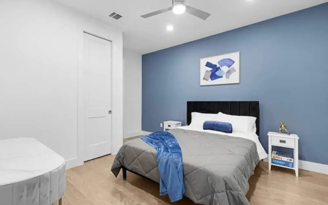 Newly Built Modern 3 Bedroom Houston Home