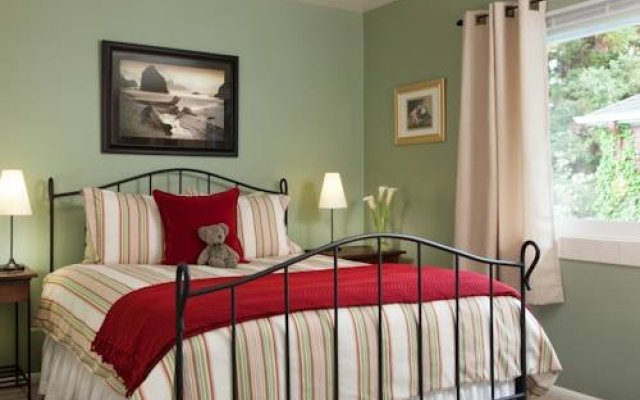 Chambered Nautilus Bed and Breakfast Inn