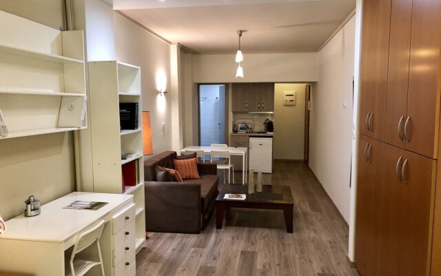 Egnatia Street Vintage Studio