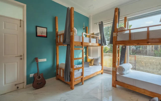 The Social Stays Bir Formerly Artbuzz