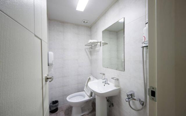 K-guesthouse Sinchon 2
