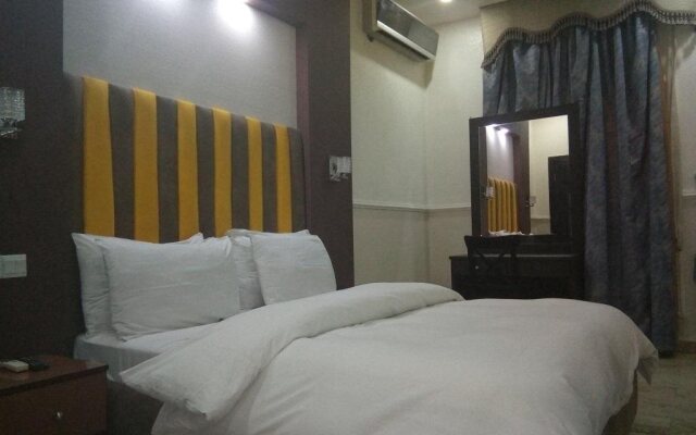 Margaretta Classic Suites and Hotel