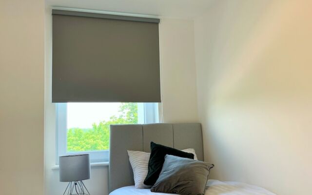 Top Floor - Serviced Apartments